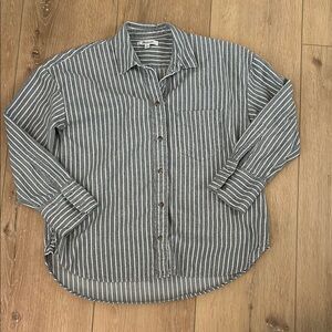 Madewell Gray and White Casual Button Down Shirt